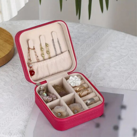Small PU Leather Jewelry Box Portable Travel Jewelry  Ornaments Storage Case - Picture 3 of 5